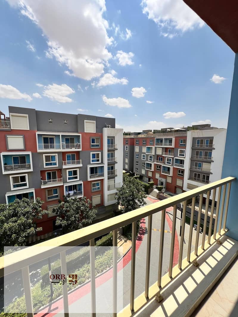 3 BR Apartment in Amorada, photo 4 of 10