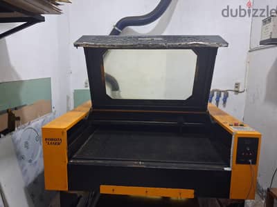 ماكينة ليزر co2