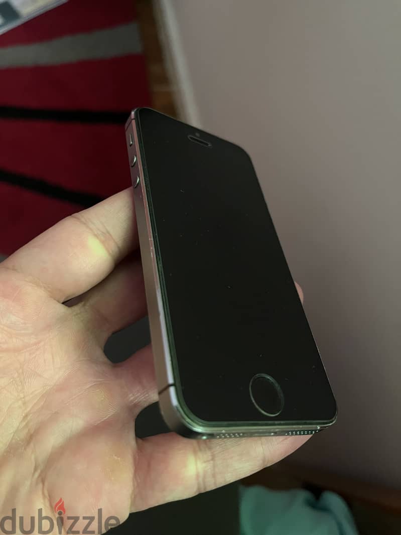 Apple - iPhone 5s 2
