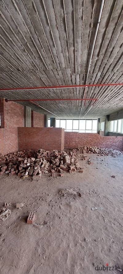 Office without finishing 280 meters