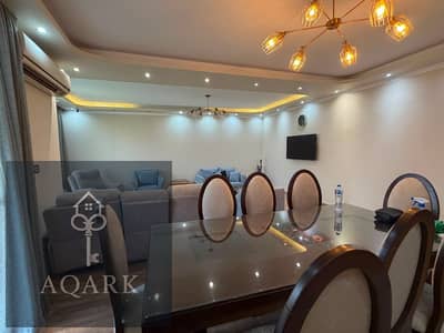 211m for lovers of large areas, furnished with a modern view of wide garden for families