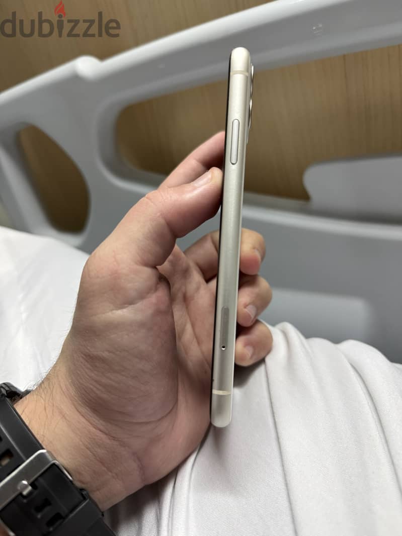 Apple - iPhone 11 3