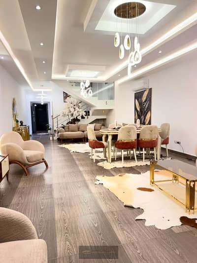 بسعر مميز فيلا مفروشة بالكامل للإيجار في The Continental Residence – بجوار Beverly Hills