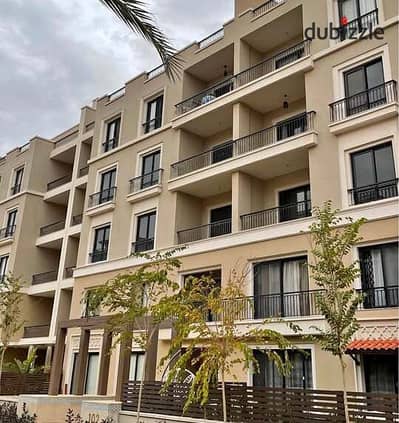 شقة بتشطيب كامل بالتكييفات أقرب إستلام فى فيلدج ويست من درة بجانب رويال سيتى Village West