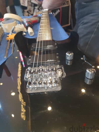 Jackson JS32R Reverse Headstock Dinky w/Floyed Rose (Black)