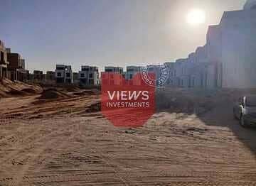 توين هاوس للبيع في كمبوند ستيت Stei8ht في موقع مميز