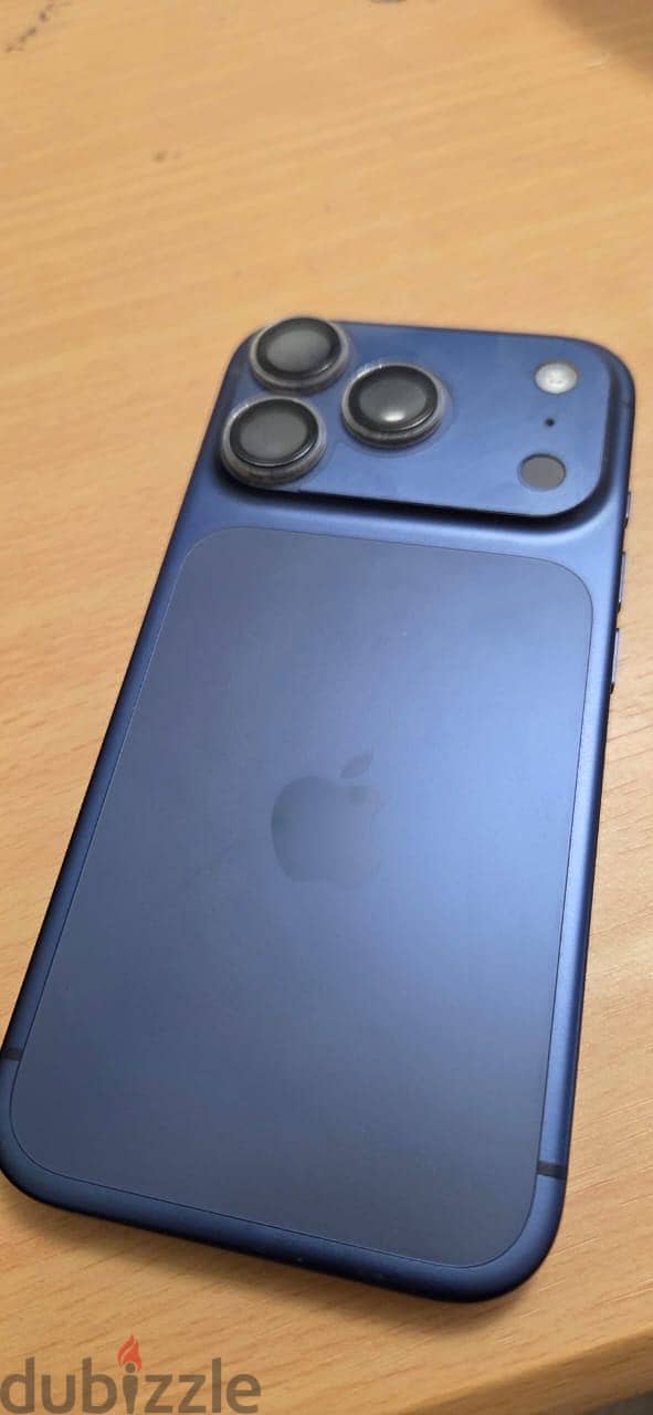 Apple - iPhone 17 Pro 2