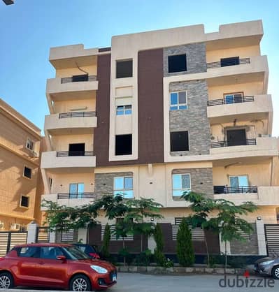 Apartment for sale in the fourth region 150 m semi-finished