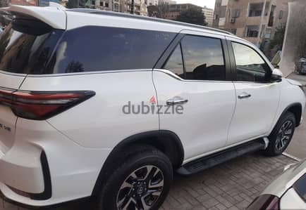Toyota Fortuner 2027