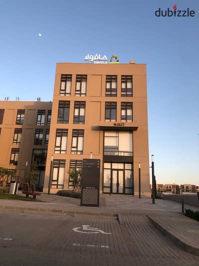 مكتب 400 متر في ديستريكت فايف بأفضل أنظمة سداد من مراكز