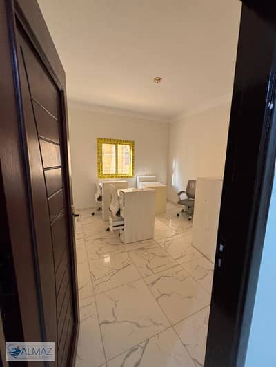 Unfurnished 220 sq m apartment for rent in Al Banafseg 11 Villas, First Settlement, directly opposite Waterway Compound.
