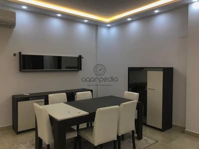 شقة  fully furnished بجاردن للبيع في فيفث سكوير