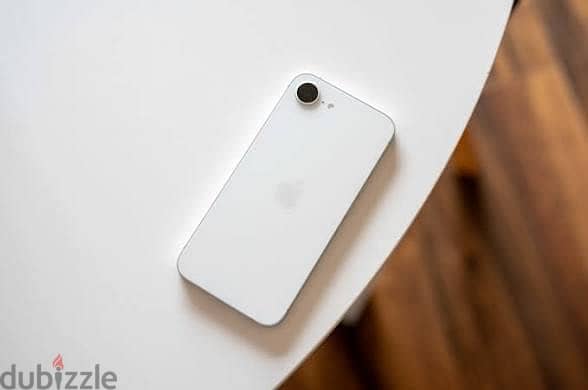 آبل - آيفون 16 اي 1