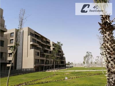 شقة للبيع متشطبة بالكامل بسعر مميز جدًا في بالم هيلز التجمع الخامس بالقرب من الجامعة الأمريكية والجولدن سكوير وشارع التسعين وجاهزة للمعاينة في أي وقت