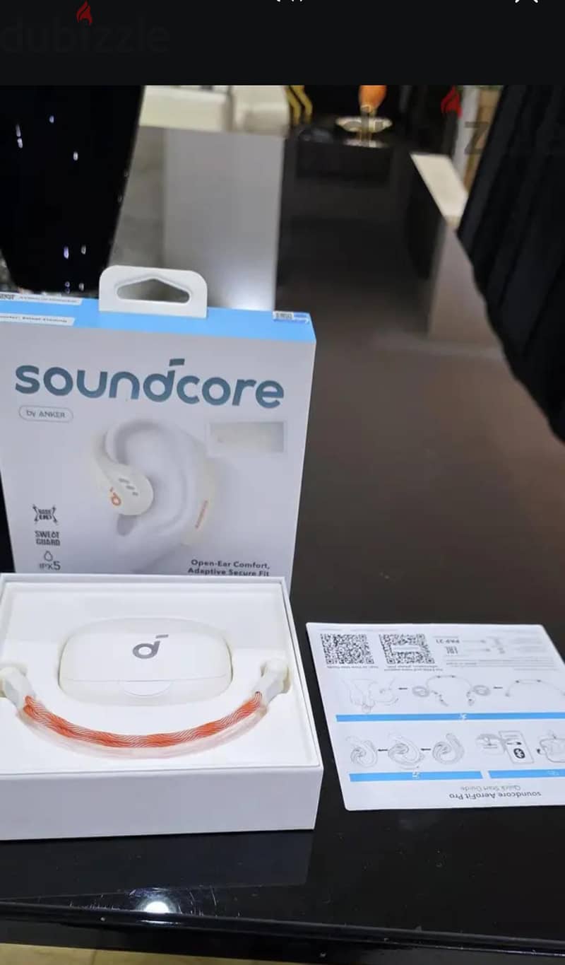 Soundcore AeroFit Pro 1