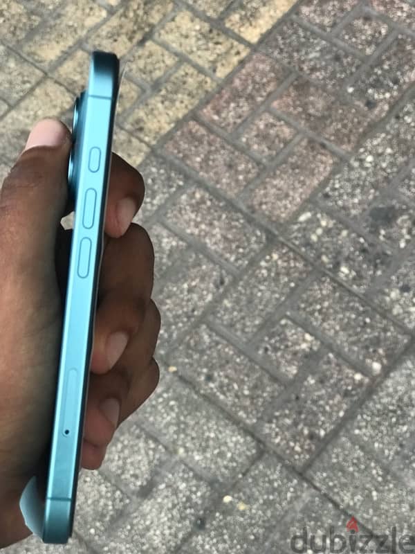 IPhone 16 3