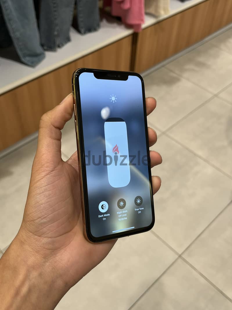 Apple - iPhone XS 6