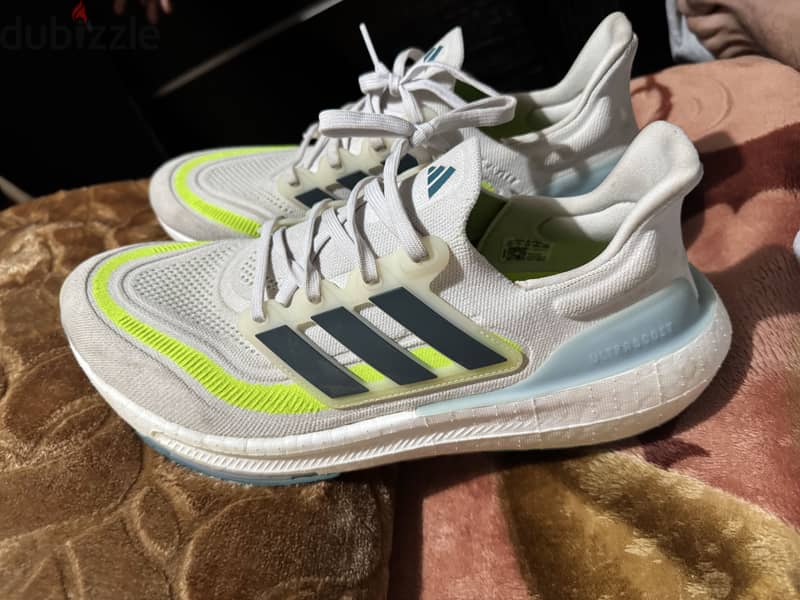 ShoesUltra Boost Light (Original) 4