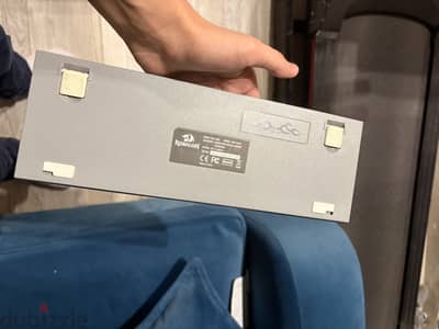 Redragon k617 fizz used with box
