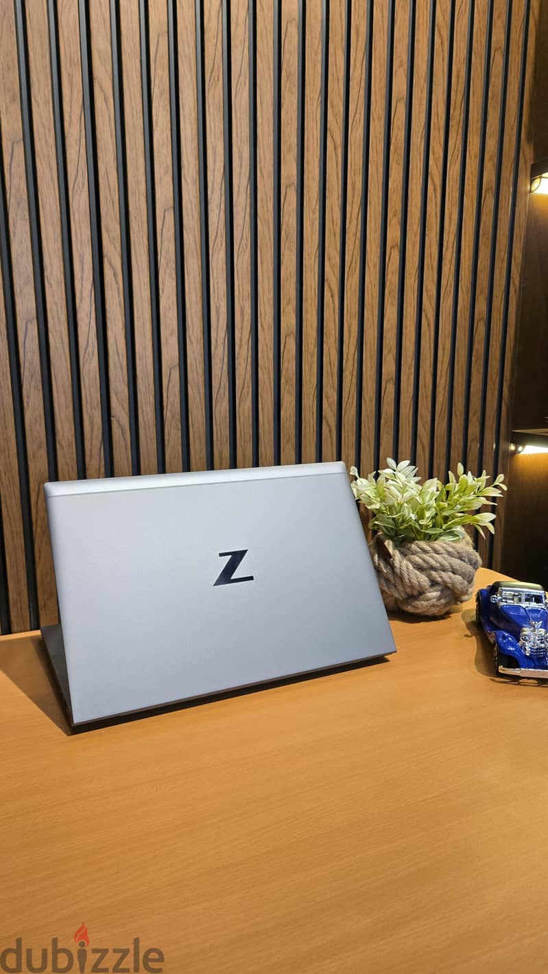 hp ZBook firefly 14 g8 2