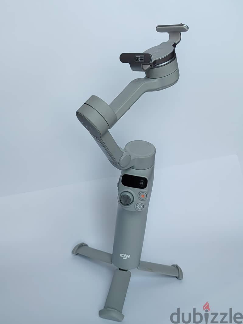 DJI Osmo Mobile 7 3