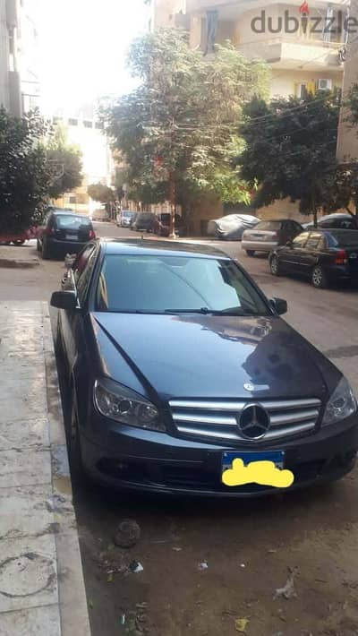 سيارة مرسيدس c180 ثاني يد من الزيرو حاله نادرة