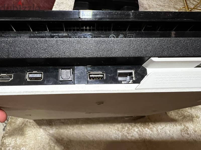 playstaion 4 pro 6