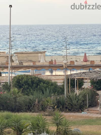  فرصة نادرة  شاليه صف اول  مباشرة على البحر بمراقيا