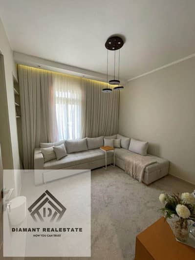 عاين واستلم شقه 3غرف الان متشطبه بسعر لقطه في الشروق علي طريق السويس مباشره امام OPENAIR MALL MADINTY وقسط براحتك علي 10 سنين