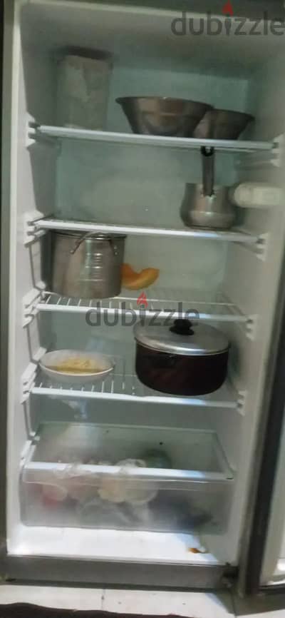 ثلاجه مستعمله