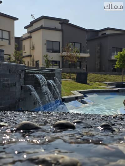 luxury town villa in prime location at new Cairo