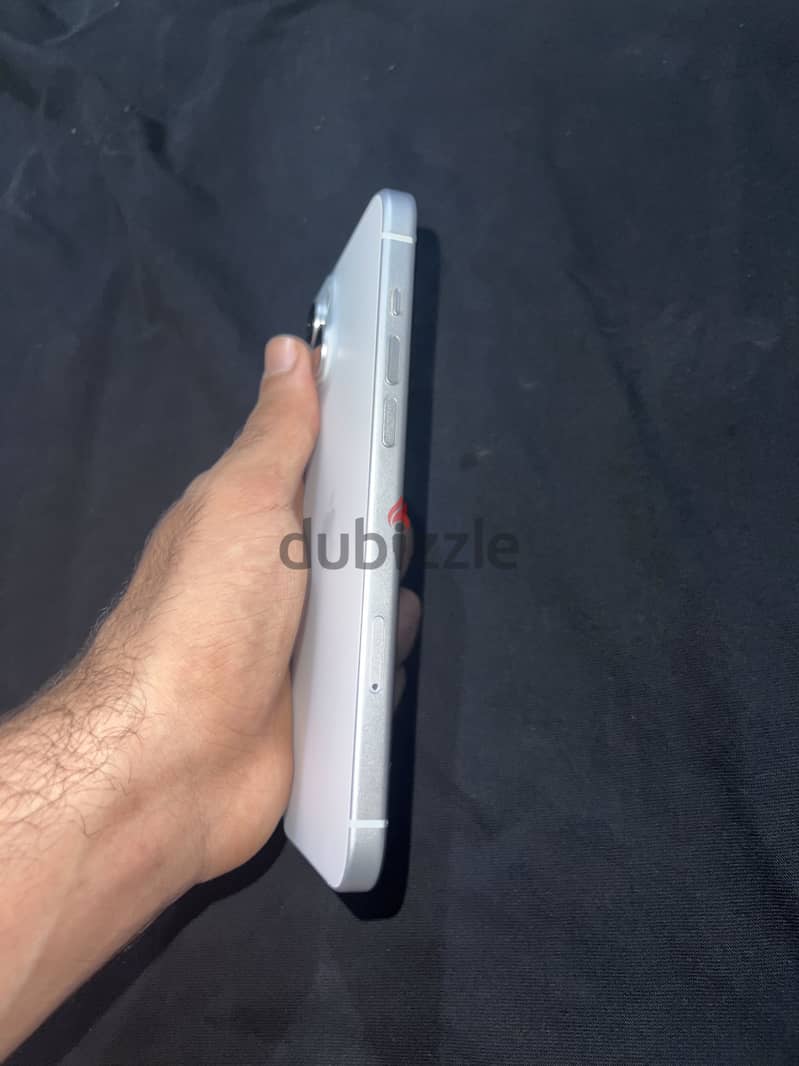 آبل - آيفون 15 بلس 2