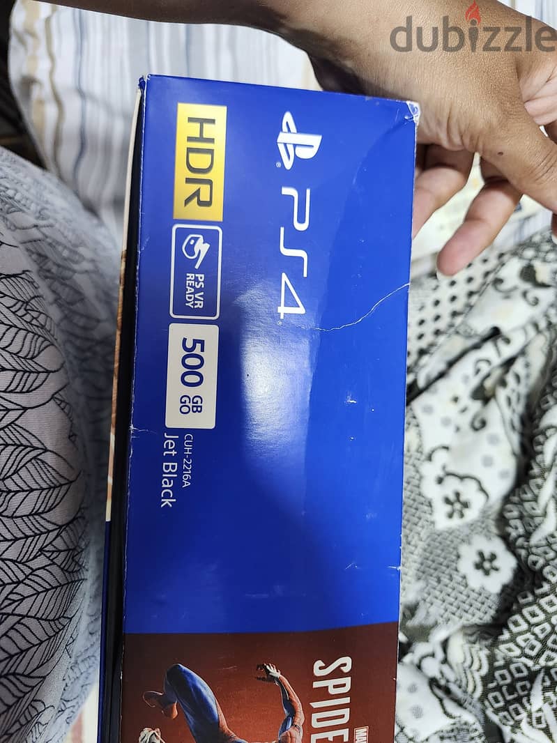 Playstation 4 slim 1