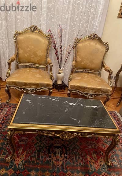 ترابيزة صالون بسطح رخام مستورد