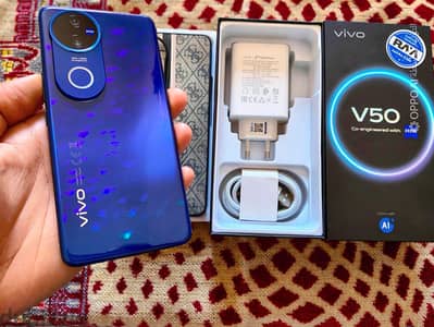 فيفو V50 5G راما 12 جيجا ذاكرة 256 جيجا استعمال بحاله الجديد بمشتملاته فيفو V50 5G راما 12 جيجا ذاكرة 256 جيجا استعمال بحاله الجديد بمشتملاته