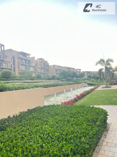 شقه بجاردن خاص ب تشطيب متكمل بالتكيفات-برايم لوكيشن-اوبن فيو-اقل سعر في الماركت -for sale in fifthsquare