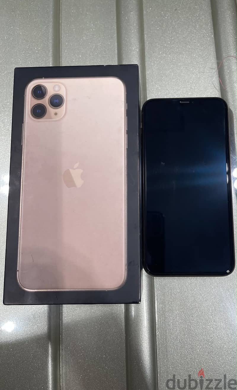 Apple - iPhone 11 Pro Max 2