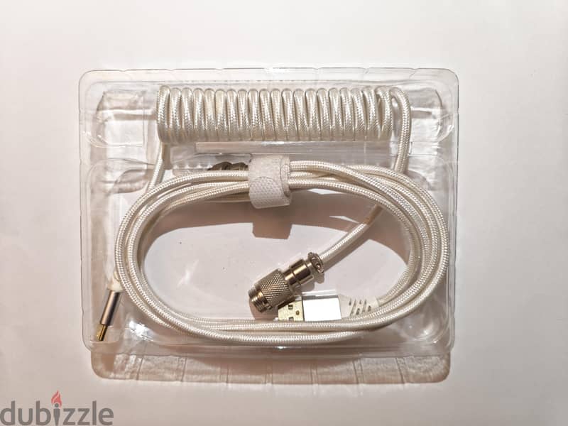 Red dragon coiled cable 1