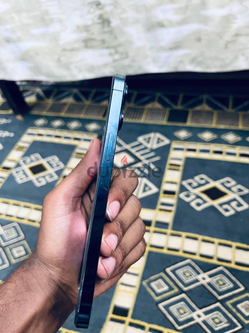 iPhone 12 Pro Max 2