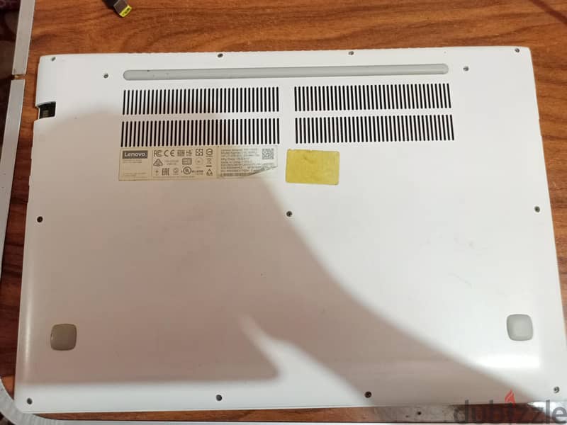 Lenovo IdeaPad 700 4