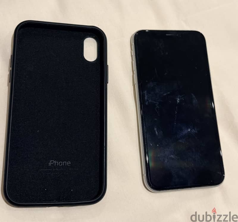 Apple - iPhone XR 1