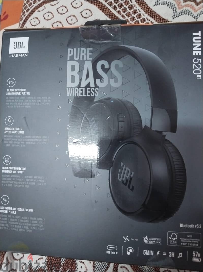 JBL headphones 1