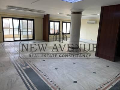 Delivered Fully finished Admin Office 500 sqm Direct on Nile Maadi St in Premium Building with Nile View