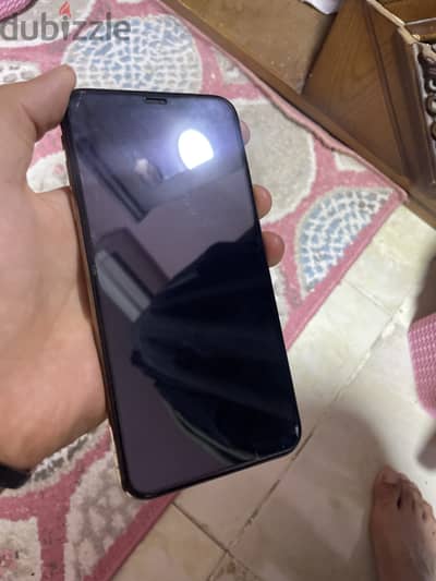 ايفون xs max