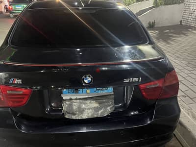 بي ام دبليو 318 2010
