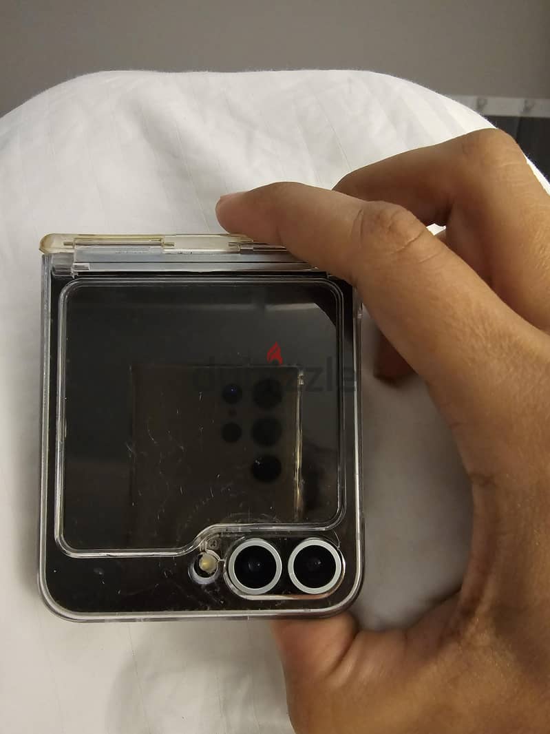 Samsung Z Flip 6 3