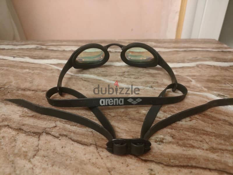 arena cobra ultra swipe mirror 2