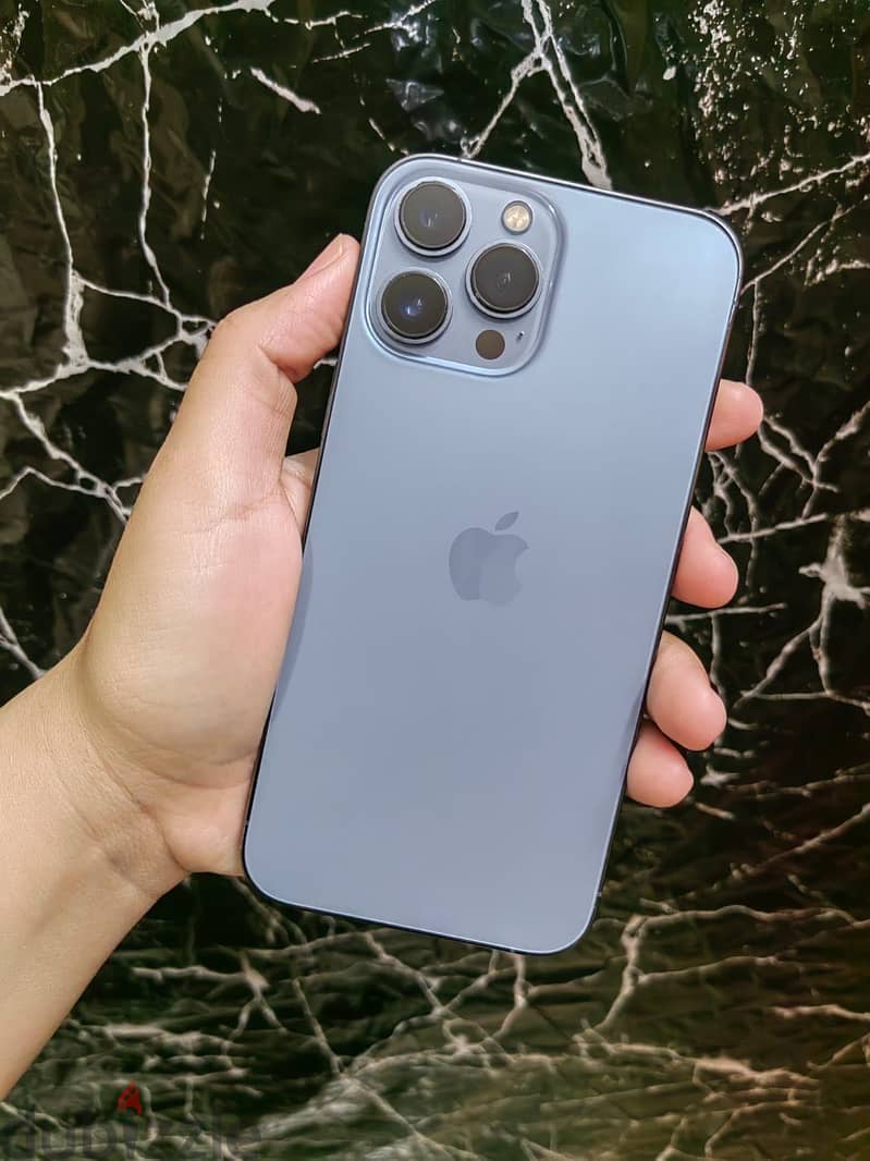 Apple - iPhone 13 Pro Max 1