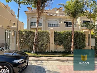 فيلا للبيع Water features view فى كمبوند هايد بارك التجمع الخامس 5 دقايق من الجامعة الأمريكية - Hyde park new cairo