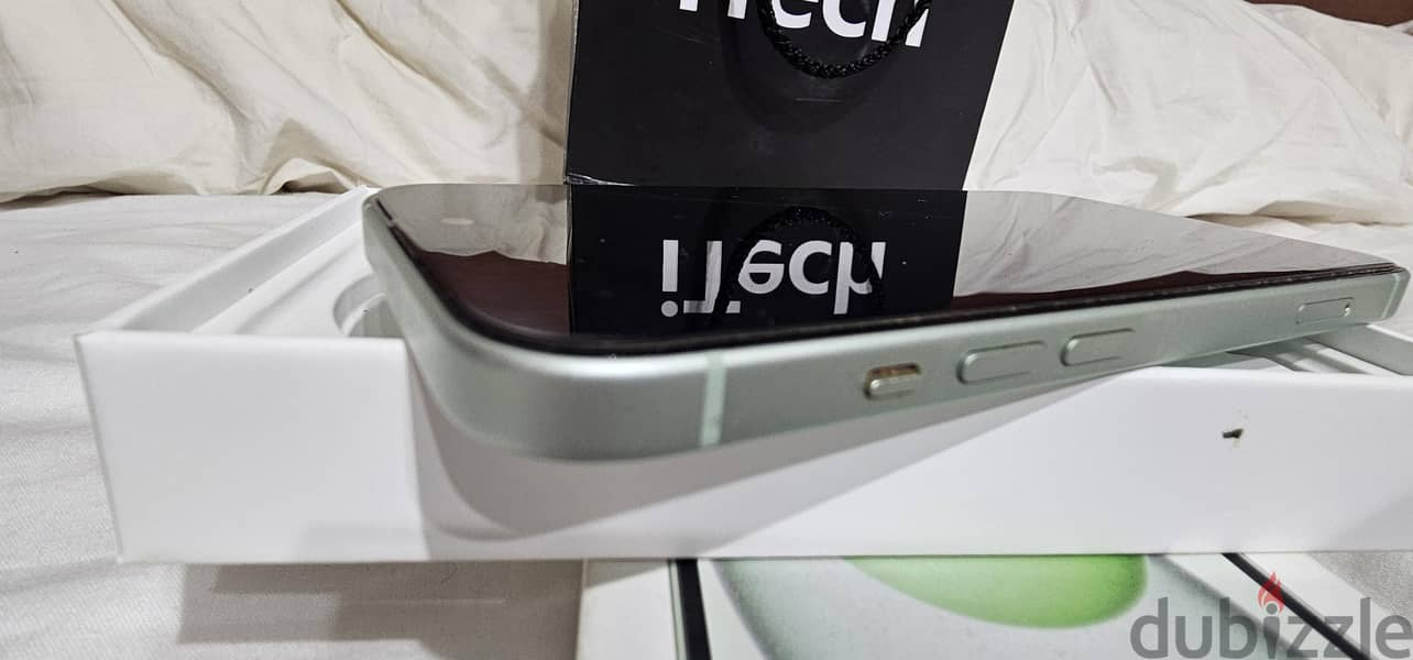 Apple - iPhone 15 2